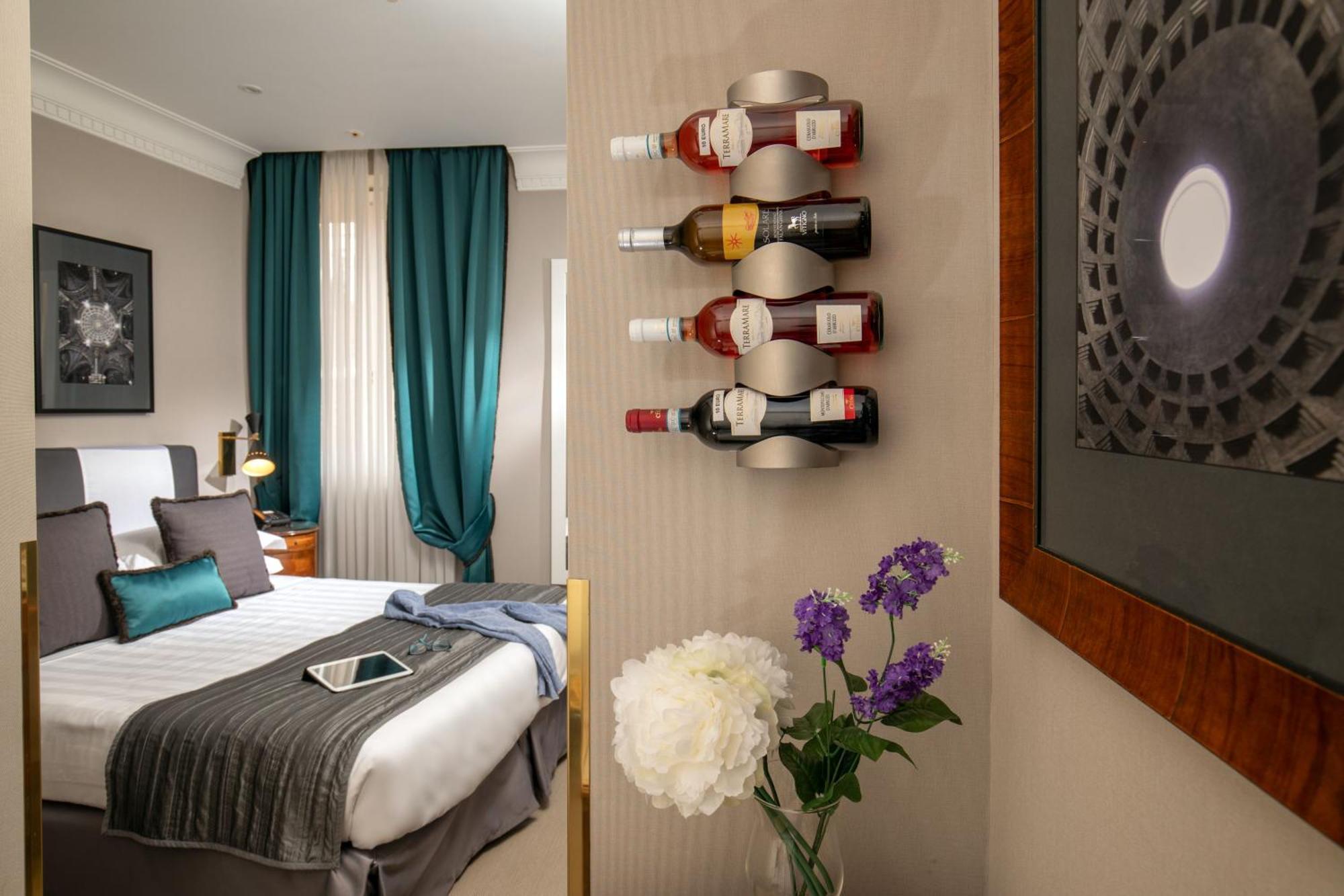 Condotti Boutique 4*
