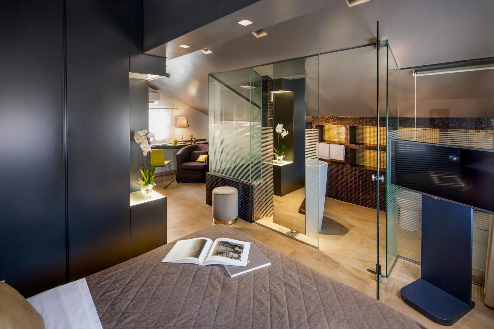 Condotti Boutique