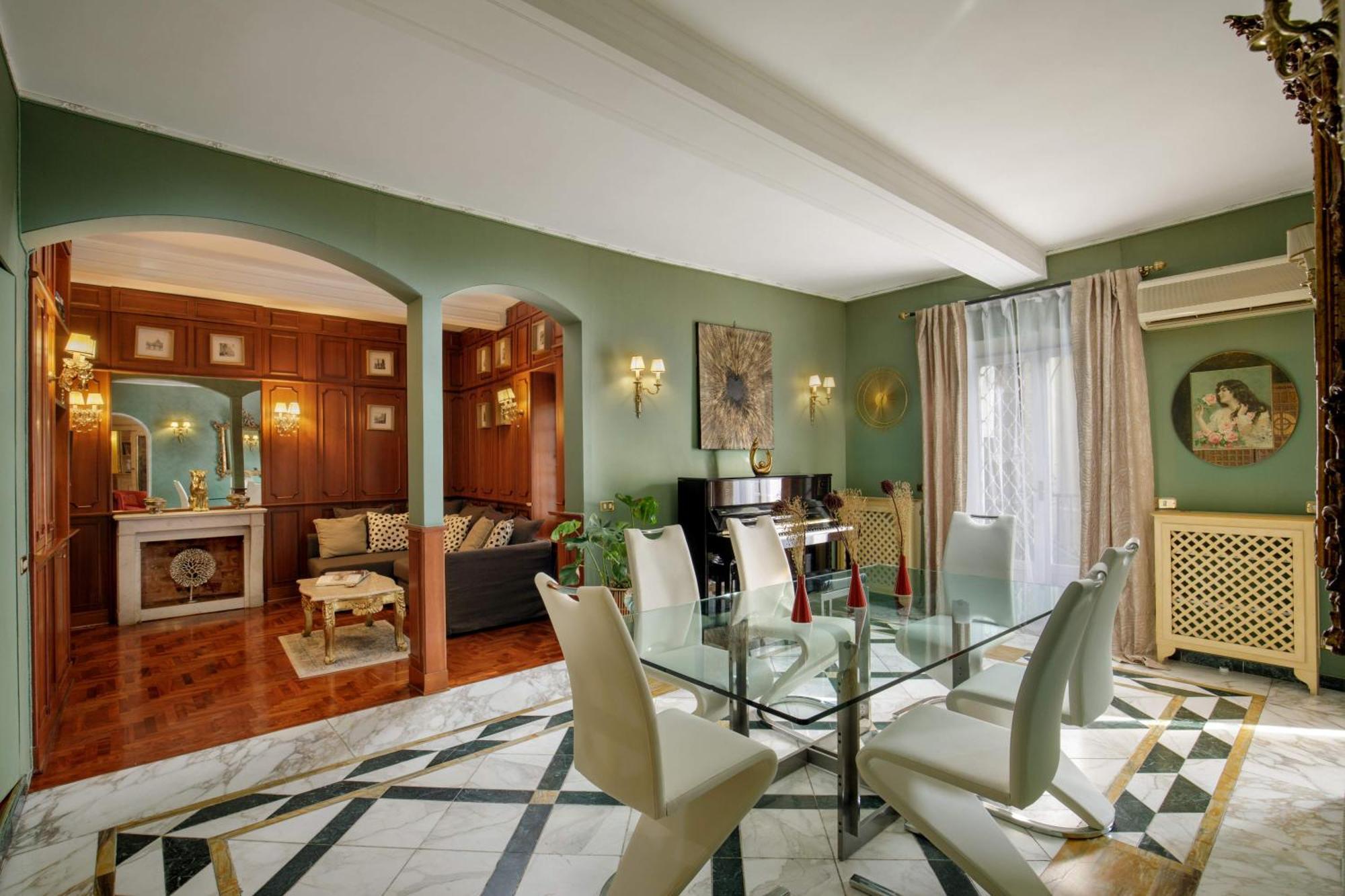 Hotell Condotti Boutique 4*